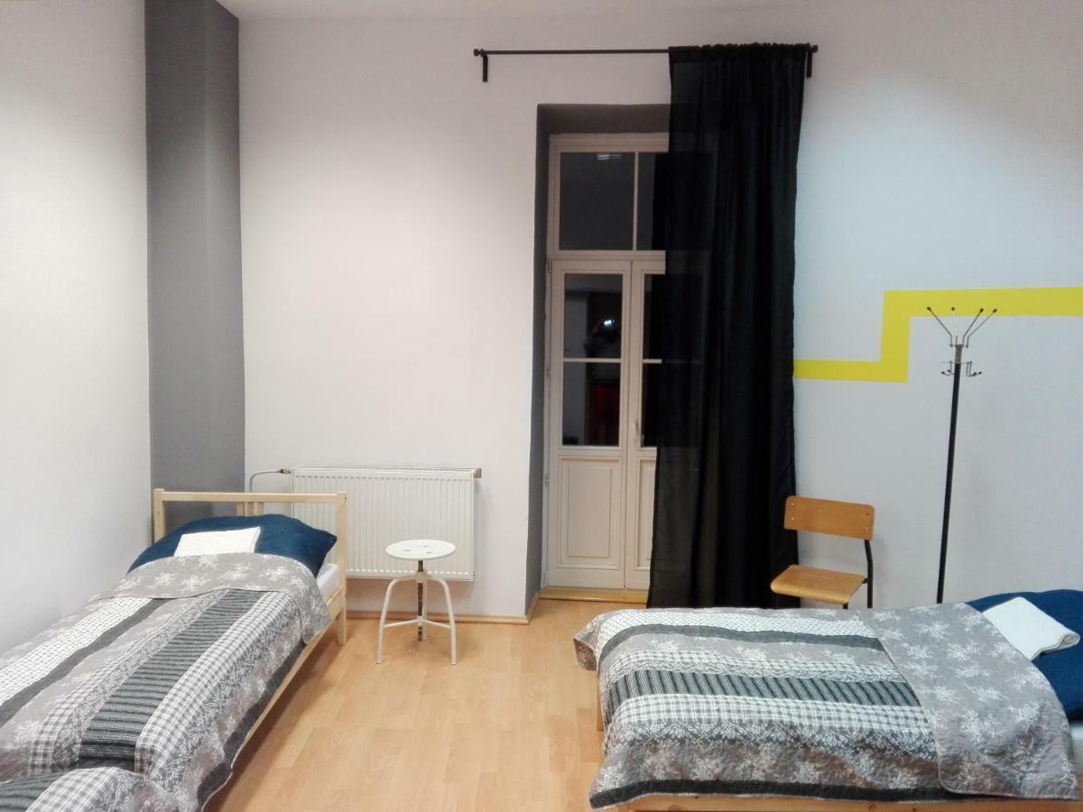 Lulu Hostel Lublin Extérieur photo