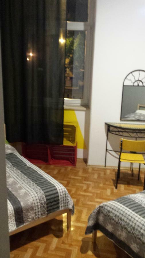 Lulu Hostel Lublin Extérieur photo